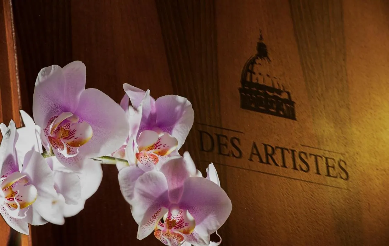 Budget Rooms Des Arts Hostel Rome