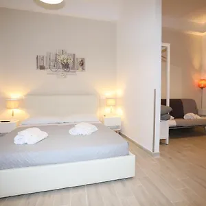 Unique Luxury And Nocleg ze śniadaniem