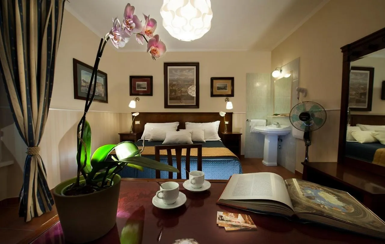 Budget Rooms Des Arts 0*, Rome Italy