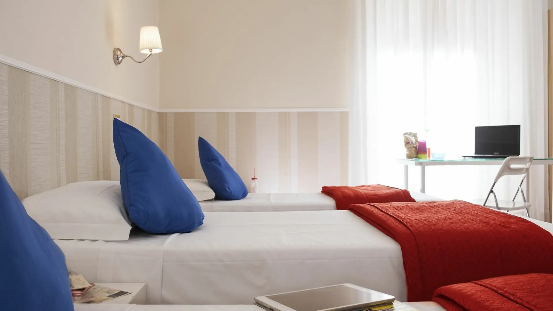 Budget Rooms Des Arts
